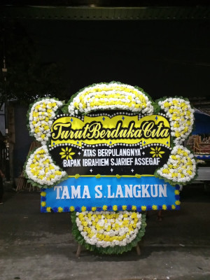 Papan Bunga Duka di Secang